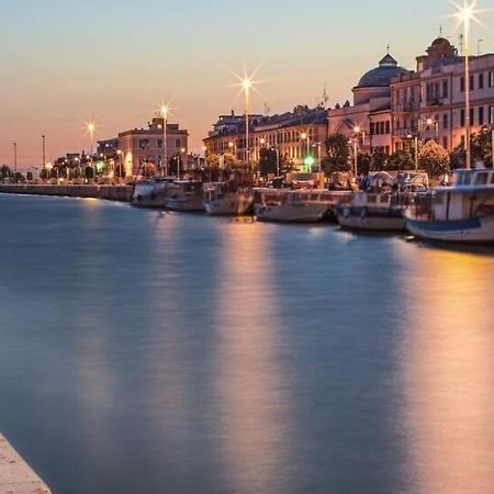 Sweet Home Fco Airport Roma Фьюмичино Экстерьер фото